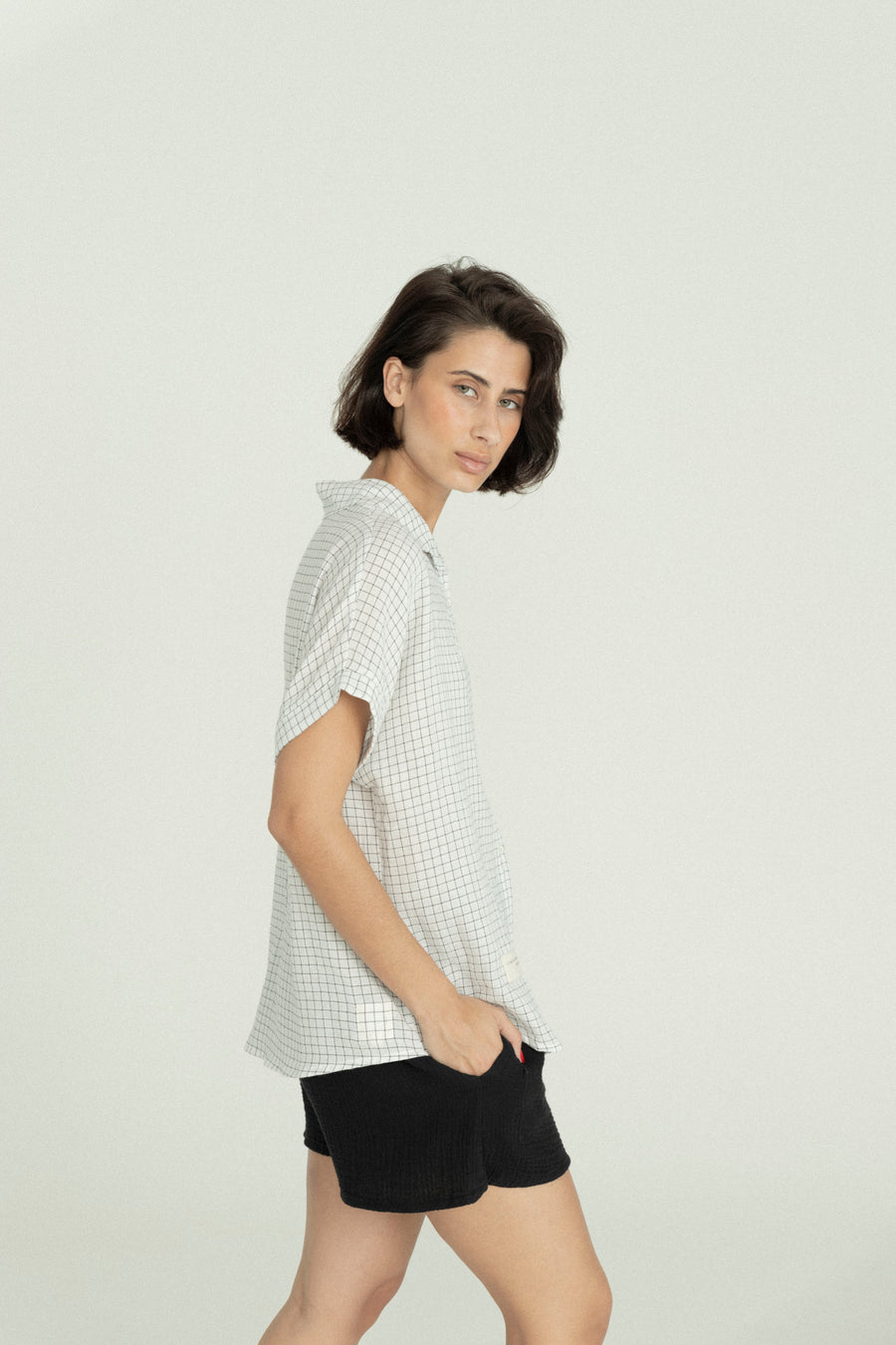 12 h square shirt